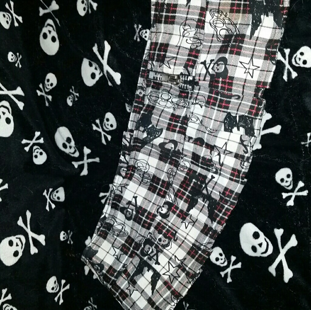Teeny Tiny Plaid skirt